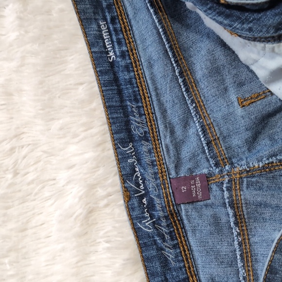 Gloria Vanderbilt Skimmer Denim Capri High Waisted Slimming Jeans Size 12 - Picture 6 of 11